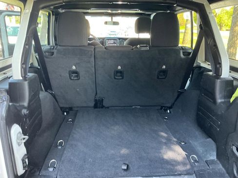 Used 2020 Jeep Wrangler Unlimited Sport AWD/4WD image 18