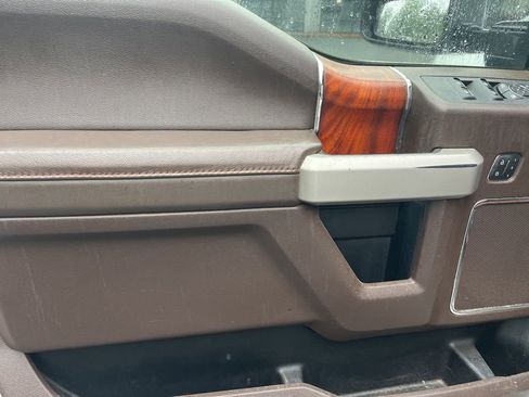 Used 2018 Ford F350 King Ranch w/ King Ranch Ultimate Package AWD/4WD image 16
