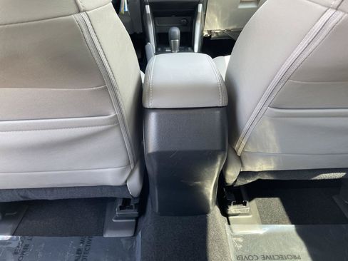 Used 2014 Subaru Forester 2.5i Limited w/ Popular Package #2 AWD/4WD image 19