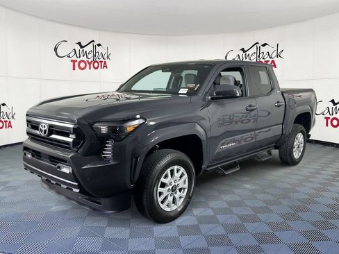 Used 2025 Toyota Tacoma SR5 RWD image 4