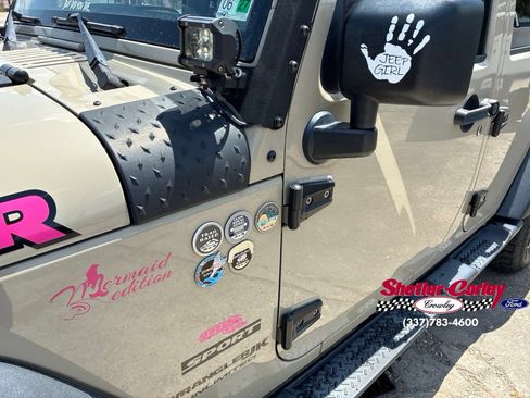 Used 2018 Jeep Wrangler Unlimited Sport S AWD/4WD image 8