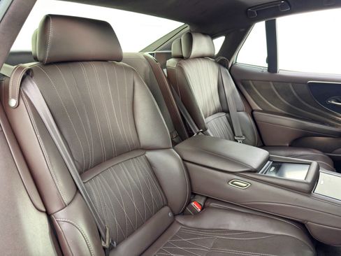 Used 2018 Lexus LS 500 AWD w/ Luxury Package image 46