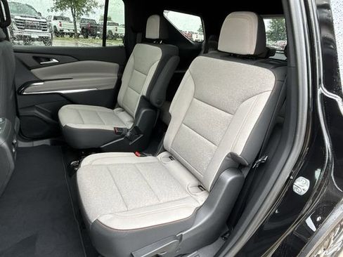 New 2026 Chevrolet Traverse LT w/ Sun and Wheel Package FWD image 26