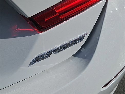 Used 2020 Honda Accord Sport image 11