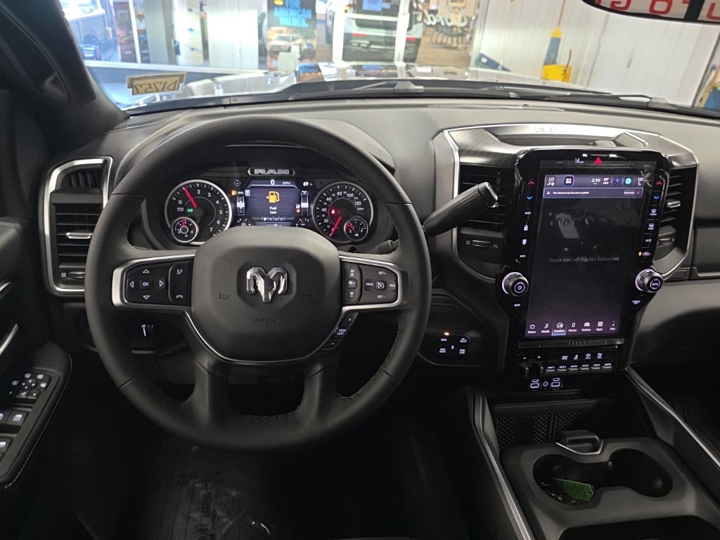 New 2026 RAM 2500 Big Horn AWD/4WD image 19