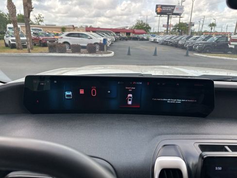 Used 2025 Ford Expedition Active AWD/4WD image 20