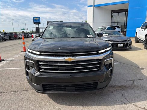 New 2026 Chevrolet Traverse LT FWD image 8