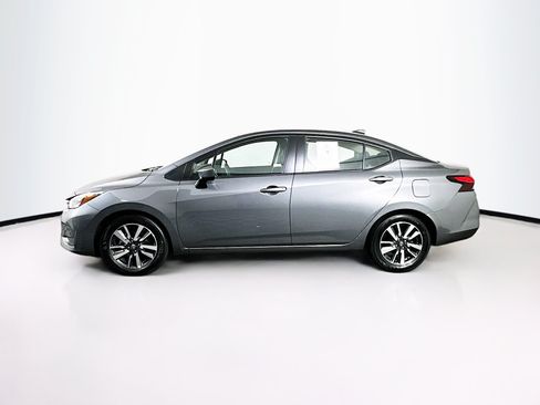 Used 2025 Nissan Versa SV FWD image 4