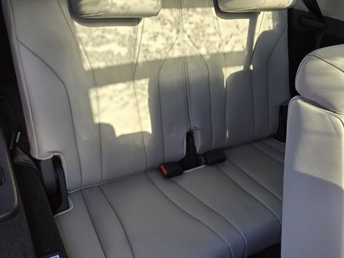 Used 2026 Acura MDX w/ Technology Package image 18