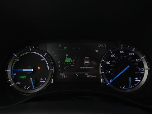 Used 2022 Toyota Highlander XLE AWD/4WD image 27