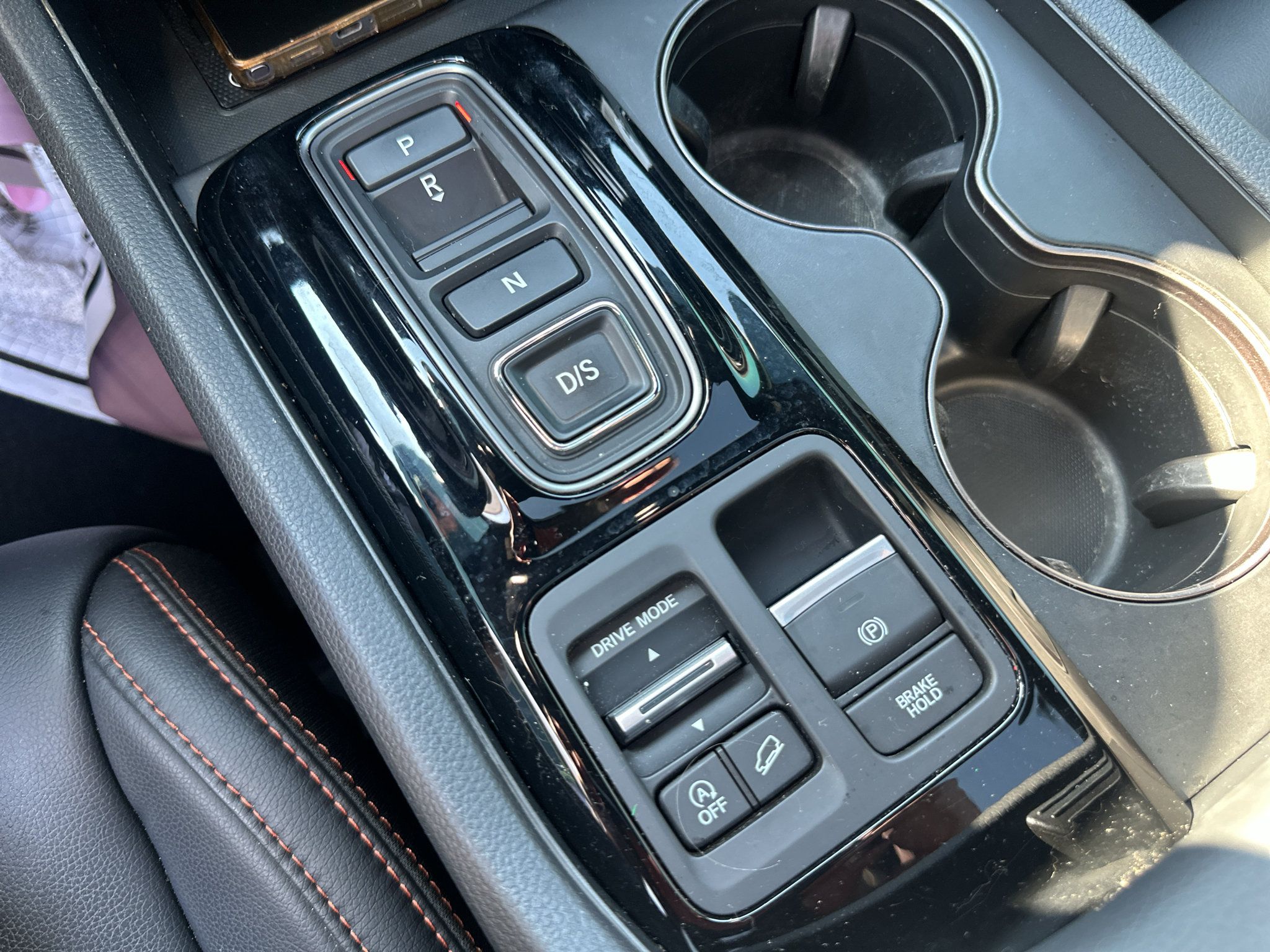 Used 2025 Honda Pilot TrailSport image 33