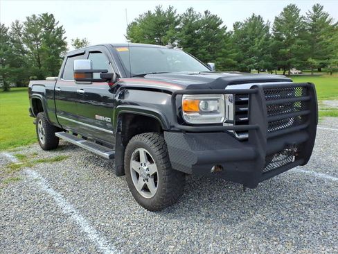 Used 2016 GMC Sierra 2500 SLT w/ All-Terrain HD Package AWD/4WD image 12