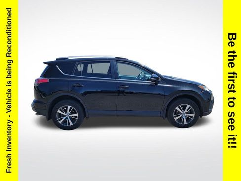 Used 2017 Toyota RAV4 XLE w/ Plus Special Value Package AWD/4WD image 6