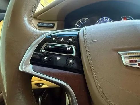 Used 2016 Cadillac Escalade Platinum AWD/4WD image 28