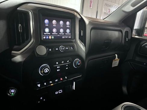 Used 2024 Chevrolet Silverado 2500 Custom w/ Custom Value Package AWD/4WD image 15