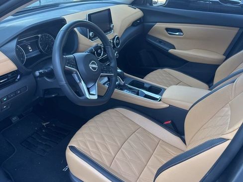 Certified 2025 Nissan Sentra SV w/ SV Premium Package image 6