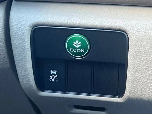 Used 2017 Honda Accord EX-L image 46