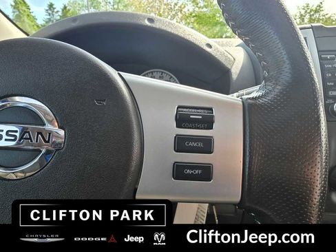 Used 2017 Nissan Frontier PRO-4X w/ Pro-4x Luxury Package AWD/4WD image 19