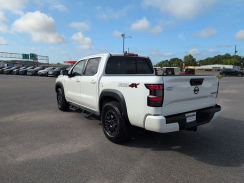 Used 2023 Nissan Frontier PRO-4X w/ Pro-4X Premium Package image 3