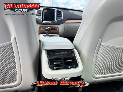 Used 2021 Volvo XC90 T6 Momentum w/ Climate Package AWD/4WD image 34