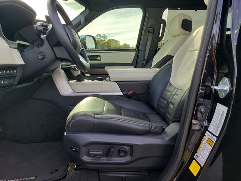 Used 2023 Toyota Tundra Capstone image 18