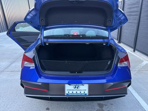 New 2026 Hyundai Elantra Limited w/ Cargo Package image 20