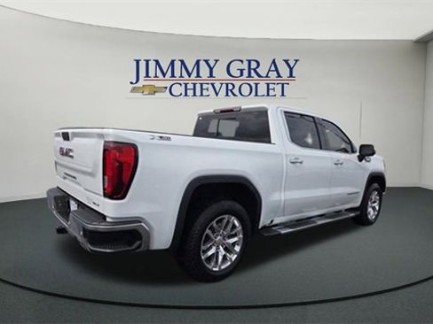 Used 2021 GMC Sierra 1500 SLT image 3
