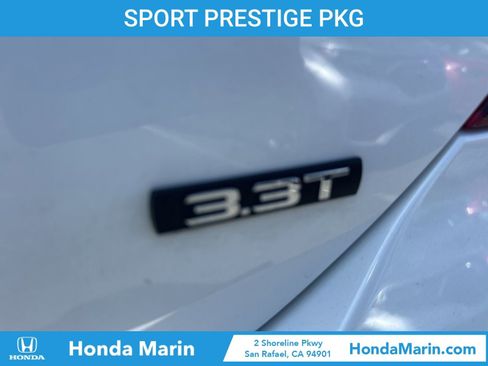 Used 2022 Genesis G70 3.3T RWD image 17