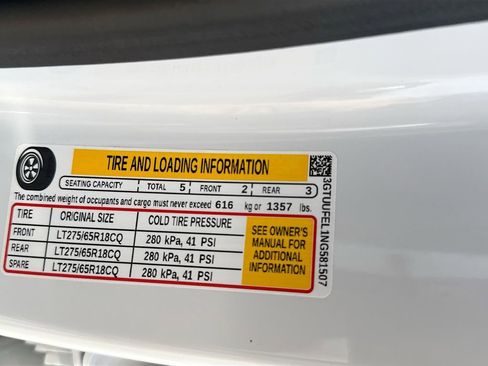 Used 2022 GMC Sierra 1500 AT4X image 33