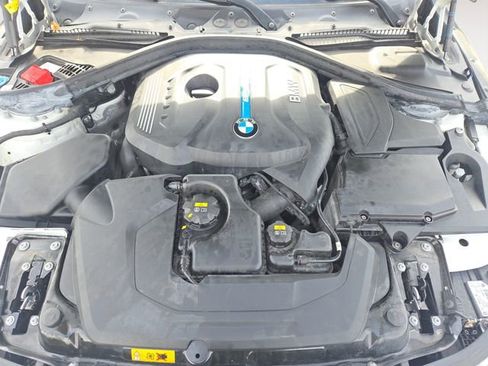 Used 2018 BMW 330e image 33