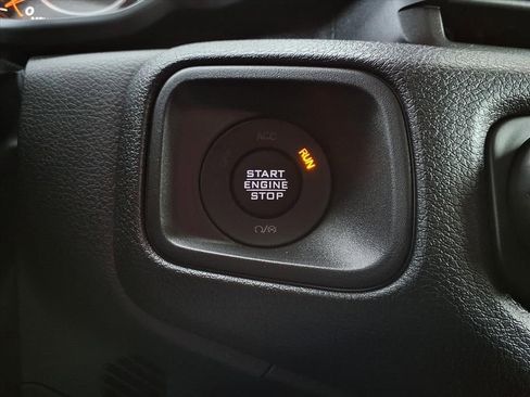 New 2026 Jeep Gladiator Sport image 19