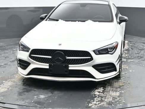 Used 2023 Mercedes-Benz CLA 250 4MATIC image 3