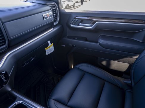 New 2025 Chevrolet Silverado 1500 RST image 34