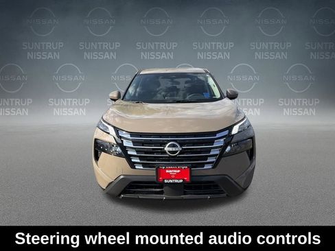 Certified 2025 Nissan Rogue SV FWD image 10