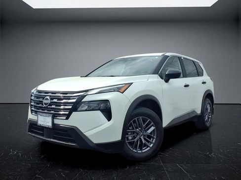 Certified 2024 Nissan Rogue S AWD/4WD image 3