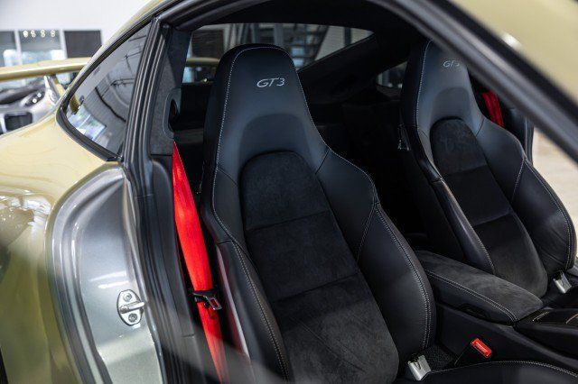 Used 2018 Porsche 911 GT3 RWD image 35