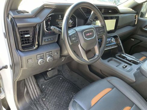 Used 2024 GMC Sierra 2500 AT4 w/ AT4 Premium Plus Package image 15
