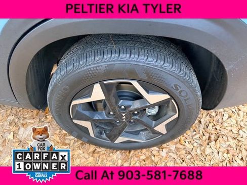 Certified 2025 Kia Seltos S image 9