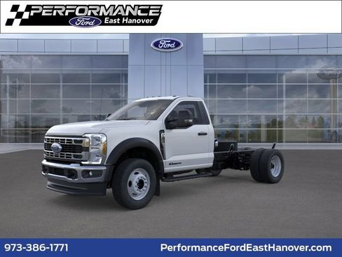 New 2026 Ford F550 4x4 Regular Cab Super Duty w/ XL Chrome Package image 1