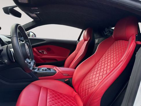 Certified 2022 Audi R8 V10 performance AWD/4WD image 9