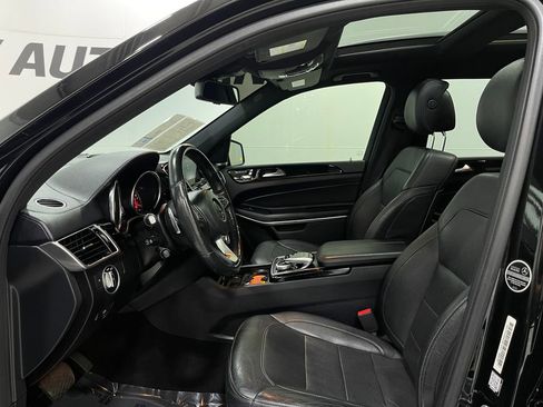 Used 2017 Mercedes-Benz GLS 550 4MATIC image 14