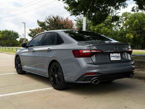 Used 2022 Volkswagen Jetta GLI Autobahn FWD image 7