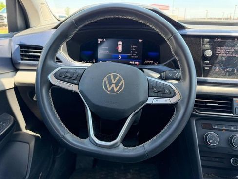 Used 2022 Volkswagen Taos SE AWD/4WD image 9