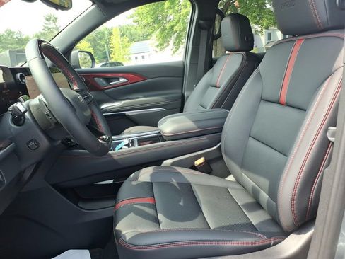 New 2026 Chevrolet Traverse RS FWD image 13