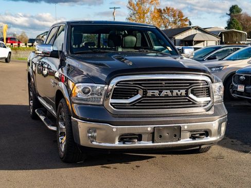 Used 2017 RAM 1500 Limited image 2