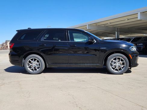 New 2026 Dodge Durango GT image 2