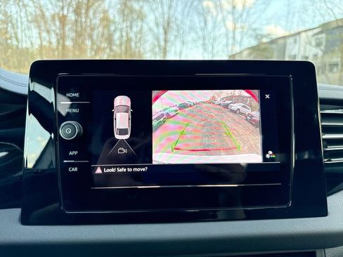 Used 2025 Volkswagen Jetta S image 22