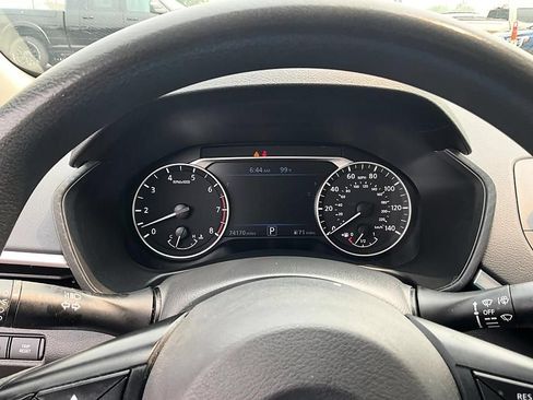 Used 2019 Nissan Altima 2.5 S FWD image 18