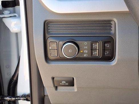 New 2026 Ford F250 XLT w/ XLT Premium Package image 17