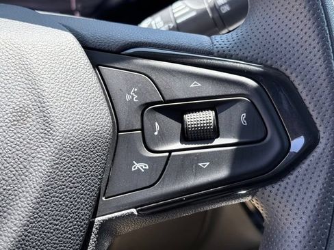 Used 2026 Chevrolet Trax LT FWD image 14
